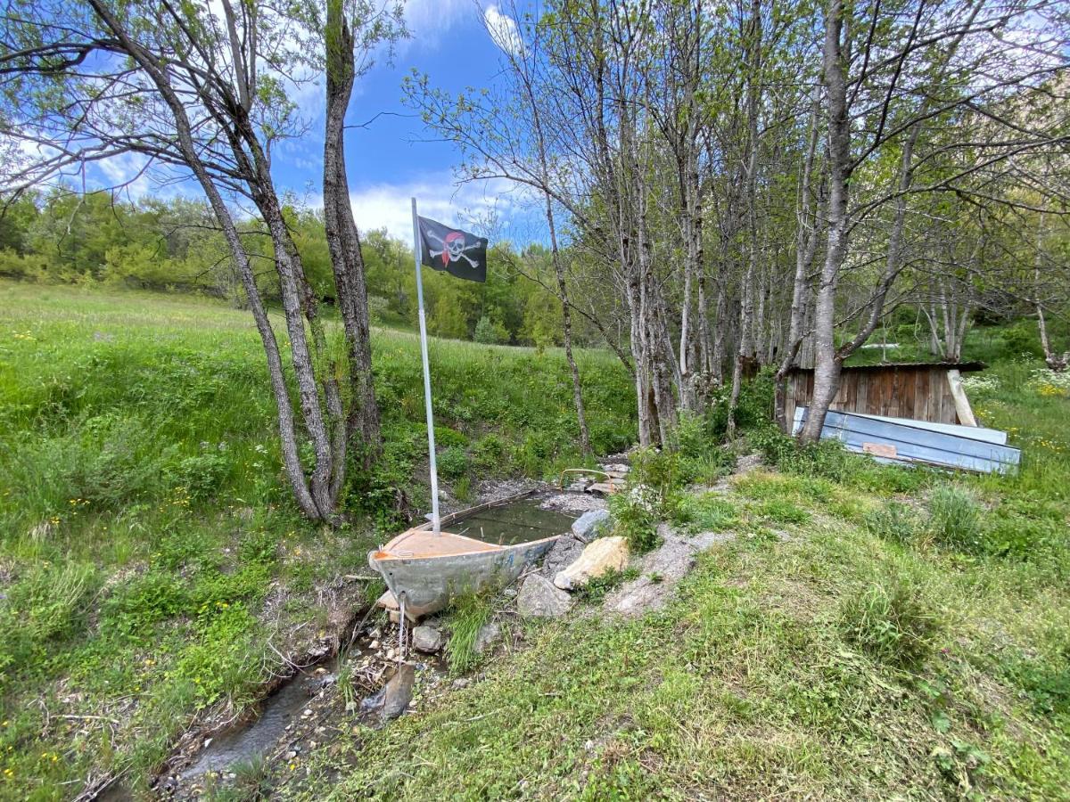 L Alpin Bel Avec Terrasse Dans Vieille Ferme De Montagne Renovee *